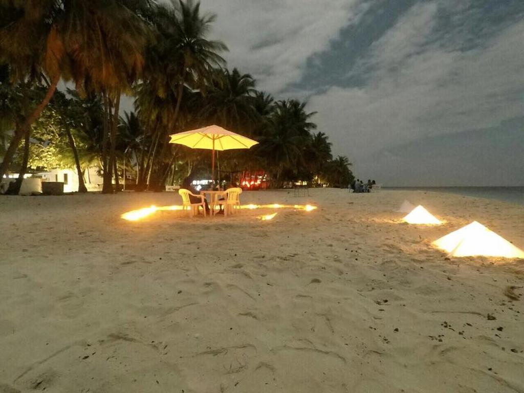 Madi Finolhu Guest House Dharavandhoo Eksteriør bilde